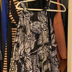 Maxi dress with halter tie, flowy and beautiful